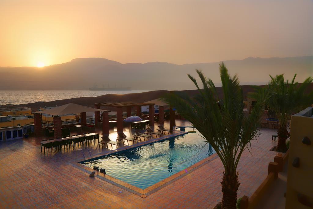 Bait Alaqaba Resort ภายนอก รูปภาพ